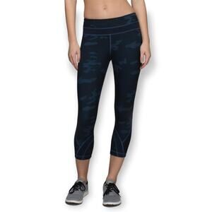 Lululemon x SoulCycle Run Inspire Crop II Luxtreme Leggings SIZE 8 Blue Camo